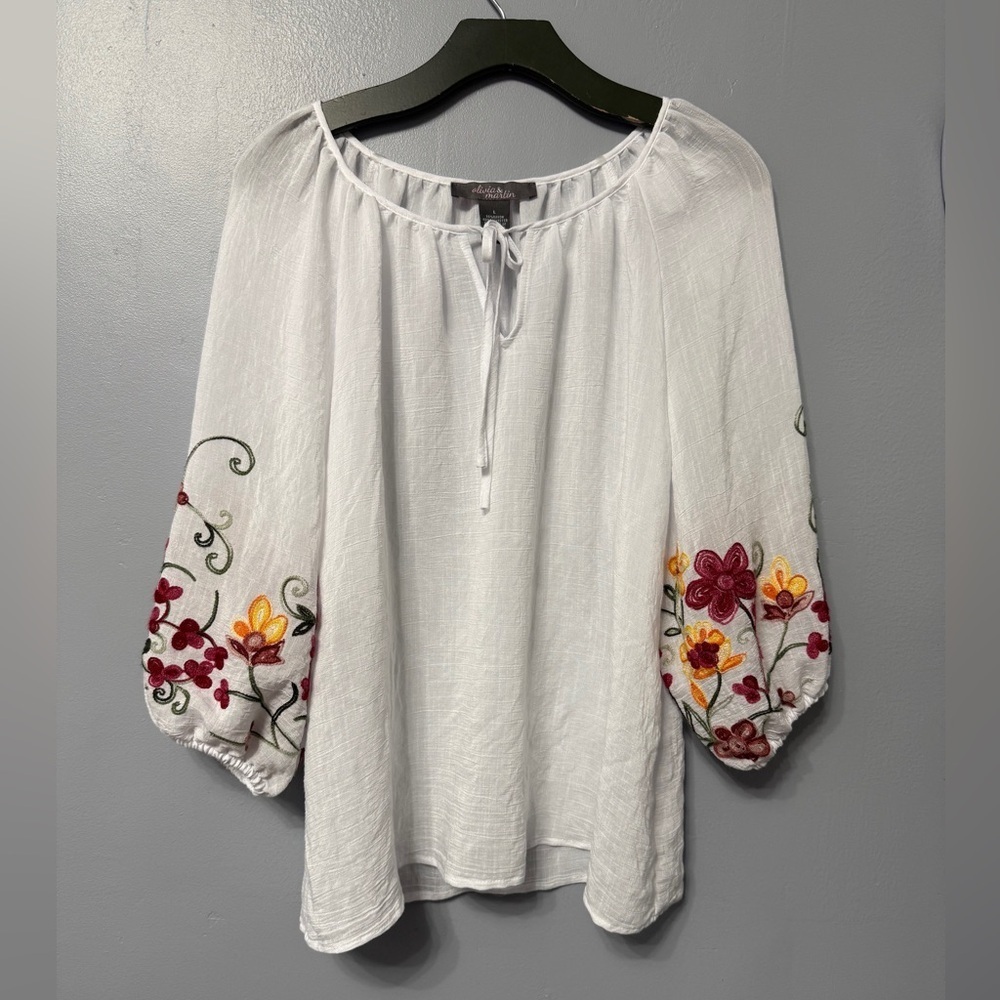 Embroidered White Blouse with Floral Accents